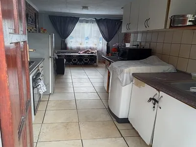 2 Bedroom Apartment For Sale in Pretoria - yhO4.webp