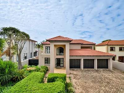 5 Bedroom Townhouse For Sale in Pretoria - Yp6Z.webp