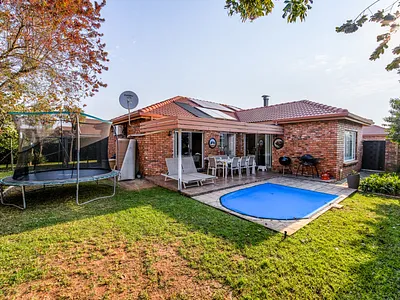 3 Bedroom House For Sale in Pretoria - x0QN.webp