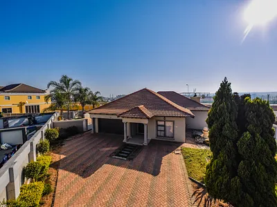 4 Bedroom House For Sale in Pretoria - CEZJ.webp