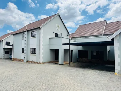 2 Bedroom Apartment For Sale in Pretoria - Wr8t.webp