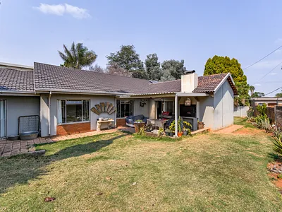 4 Bedroom House For Sale in Pretoria - aoD8.webp