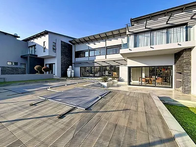 6 Bedroom House For Sale in Pretoria - aqPF.webp