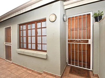 1 Bedroom Apartment For Sale in Pretoria - hIGs.webp