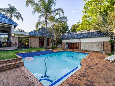 4 Bedroom House For Sale in Pretoria - img