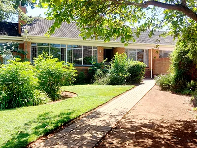 4 Bedroom House For Sale in Centurion - img