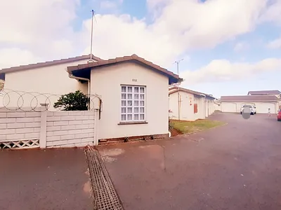 2 Bedroom Apartment For Sale in Durban - img