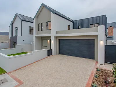 3 Bedroom House For Sale in Paarl - img