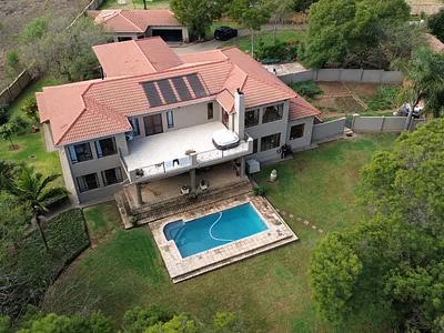 6 Bedroom House For Sale in Pretoria - sIdE.webp
