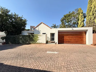 3 Bedroom House For Sale in Pretoria - t3cW.webp