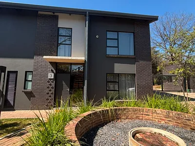 2 Bedroom Townhouse To Rent in Pretoria - NdKp.webp