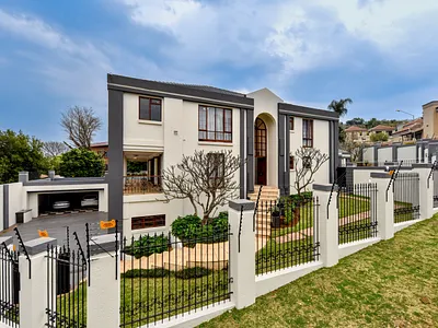 5 Bedroom House For Sale in Pretoria - x2HQ.webp