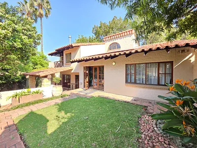 4 Bedroom House For Sale in Pretoria - oxIO.webp