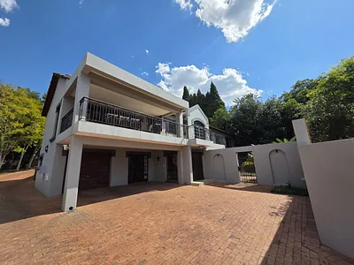 5 Bedroom House For Sale in Pretoria - ykDY.webp