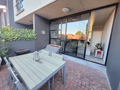 2 Bedroom Apartment To Rent in Pretoria - rXEZ.webp