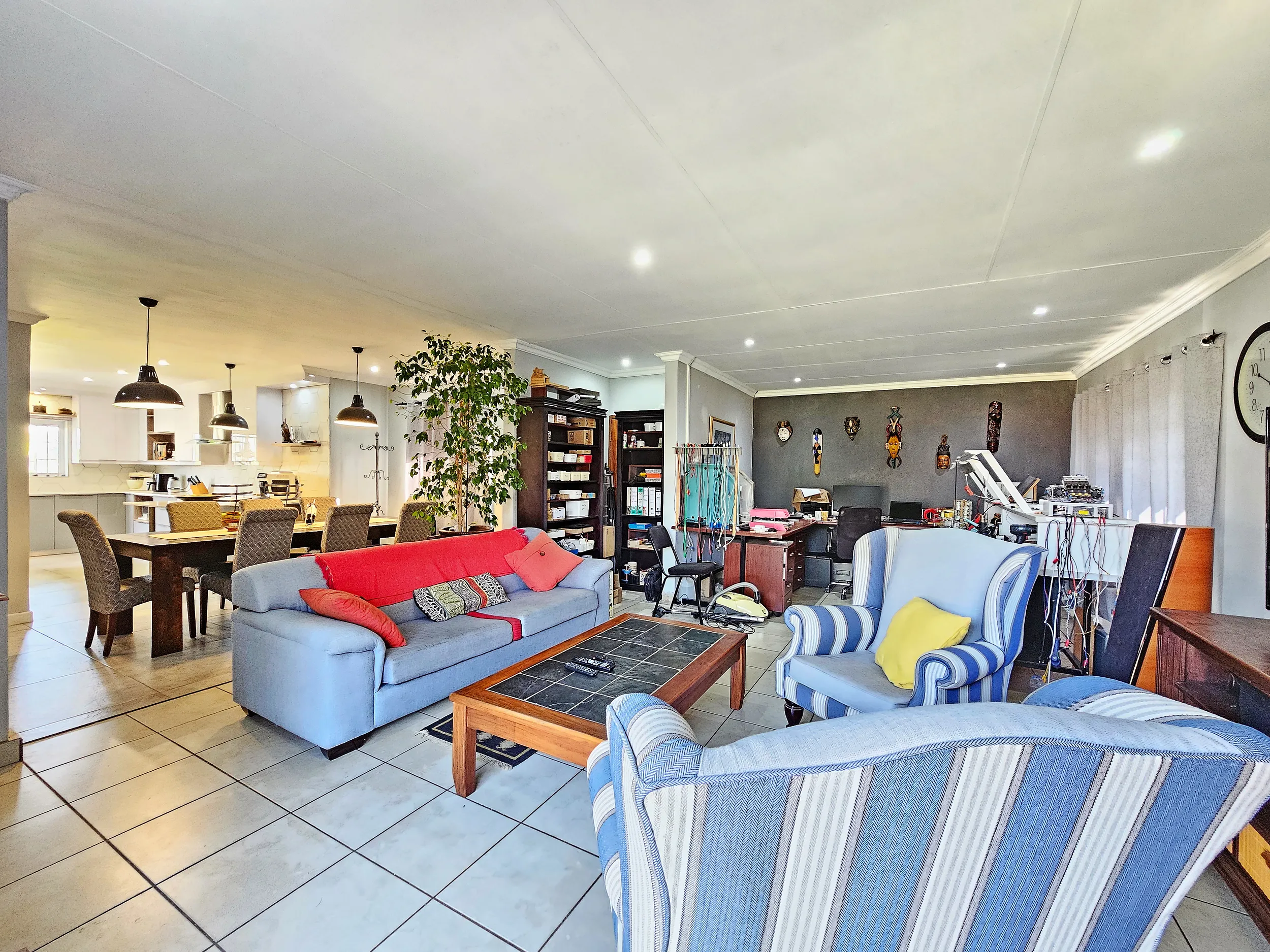 Carousel Indicator - 9B9K.webp