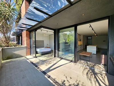 2 Bedroom Apartment For Sale in Pretoria - 5HoX.webp