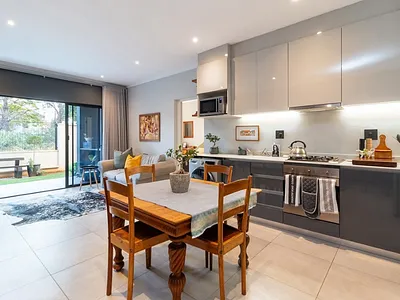 2 Bedroom Apartment For Sale in Pretoria - img