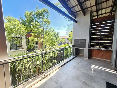 2 Bedroom Apartment For Sale in Pretoria - Wz4S.webp