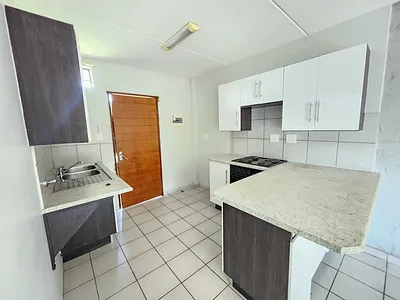 2 Bedroom Apartment For Sale in Pretoria - CAPF.webp