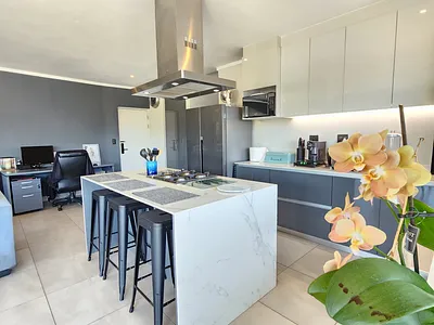 2 Bedroom Apartment To Rent in Pretoria - R6Ol.webp