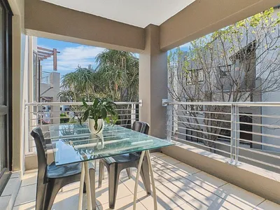 1 Bedroom Apartment For Sale in Sandton - 0fsP.webp