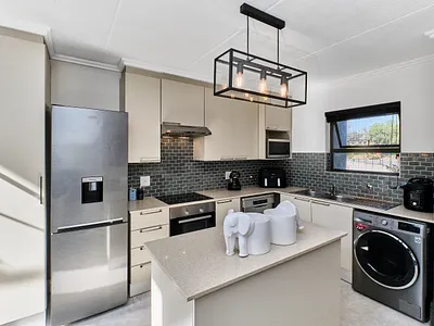 2 Bedroom Apartment For Sale in Sandton - LCLK.webp
