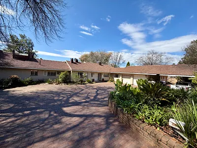 5 Bedroom House For Sale in Sandton - Cci2.webp