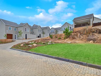 3 Bedroom Townhouse For Sale in Sandton - img