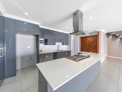 3 Bedroom Townhouse For Sale in Randburg - img