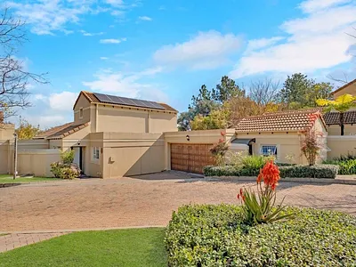 3 Bedroom Townhouse For Sale in Sandton - img