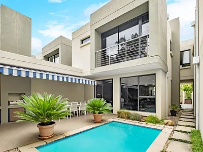 3 Bedroom Townhouse For Sale in Sandton - Aw4W.webp