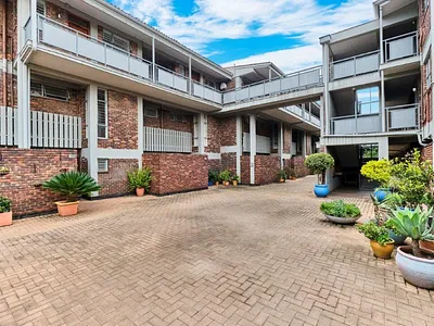 1 Bedroom Apartment For Sale in Randburg - IH1J.webp