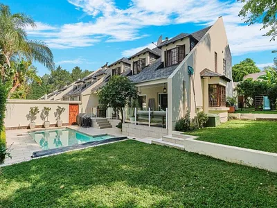 4 Bedroom Apartment For Sale in Sandton - img