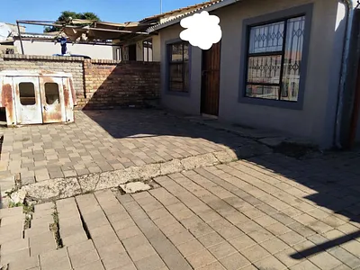 6 Bedroom House For Sale in Olievenhoutbosch, Centurion - anbF.webp