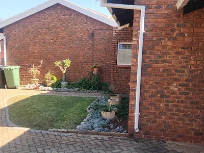 3 Bedroom Townhouse For Sale in Centurion - BVnI.webp