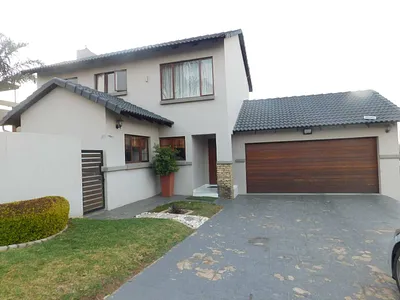 3 Bedroom House For Sale in Thatchfield Estate, Centurion - 5SHE.webp