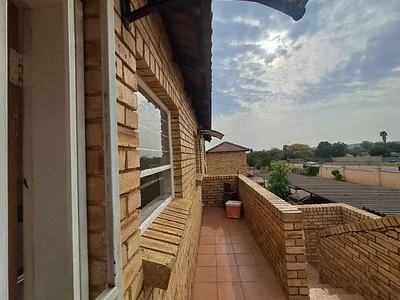 2 Bedroom Apartment To Rent in Centurion - 0rCH.webp