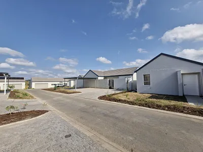 2 Bedroom House To Rent in Ballito - KsmI.webp