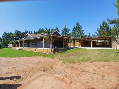 3 Bedroom House To Rent in Ballito - Madh.webp