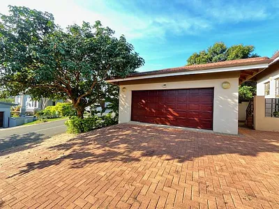 4 Bedroom House For Sale in Ballito - hPmf.webp