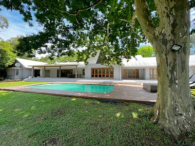 4 Bedroom Townhouse To Rent in Ballito - img