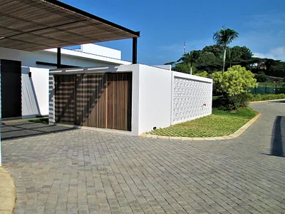 2 Bedroom Townhouse To Rent in Ballito - qzNw.webp