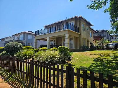 4 Bedroom Apartment To Rent in Ballito - k0P5.webp