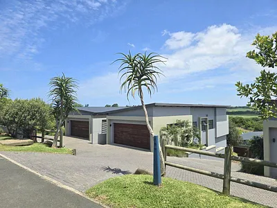 3 Bedroom Townhouse To Rent in Ballito - 2zuR.webp