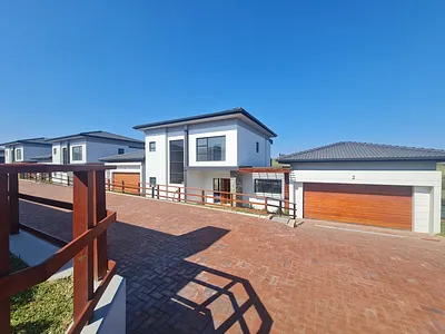 3 Bedroom Apartment To Rent in Ballito - DnFp.webp