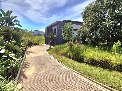 4 Bedroom House To Rent in Ballito - es5t.webp