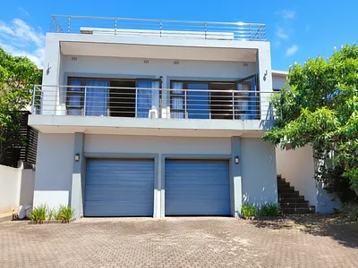 5 Bedroom House To Rent in Ballito - RkIX.webp
