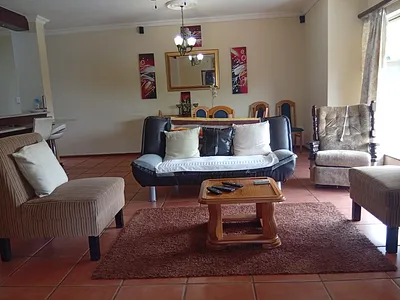 2 Bedroom Apartment For Sale in Port Shepstone - wL9g.webp