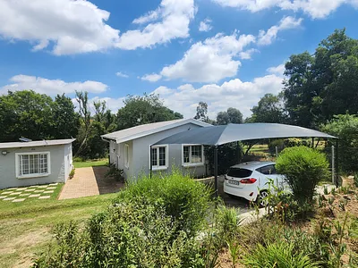 2 Bedroom House For Sale in Randburg - abv1.webp